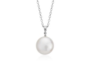 White-South-Sea-pearl-pendant-necklace-759x1024