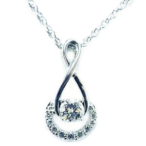14K White Gold 1/3 ct tw Diamond Necklace, with 18" Chain