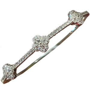 14k White Gold Lab Grown 1.75 cttw Diamond Clover Cluster Halo Flex Bangle